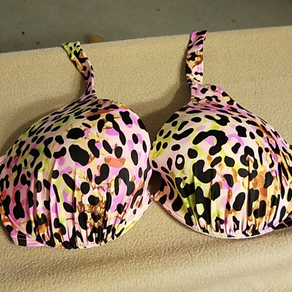 Bikini top 36DD Victoria's Secret